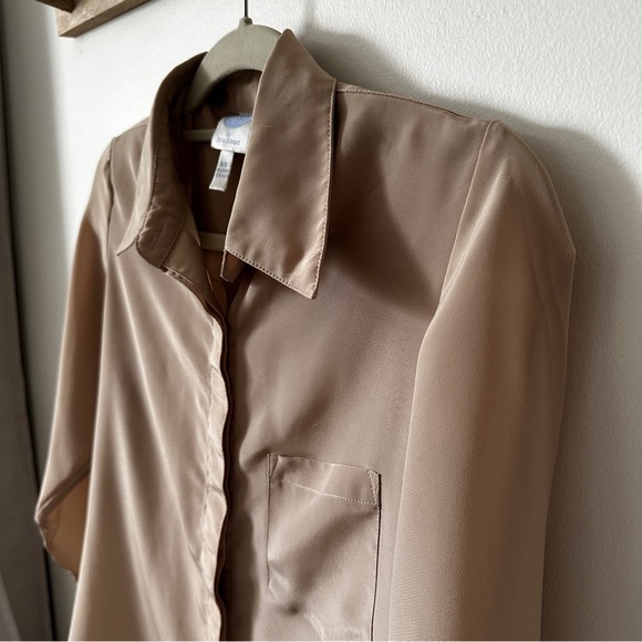 DG2 by Diana Gilman | Women’s Long Sleeve Button Down Blouse size XSmall - Picture 6 of 10